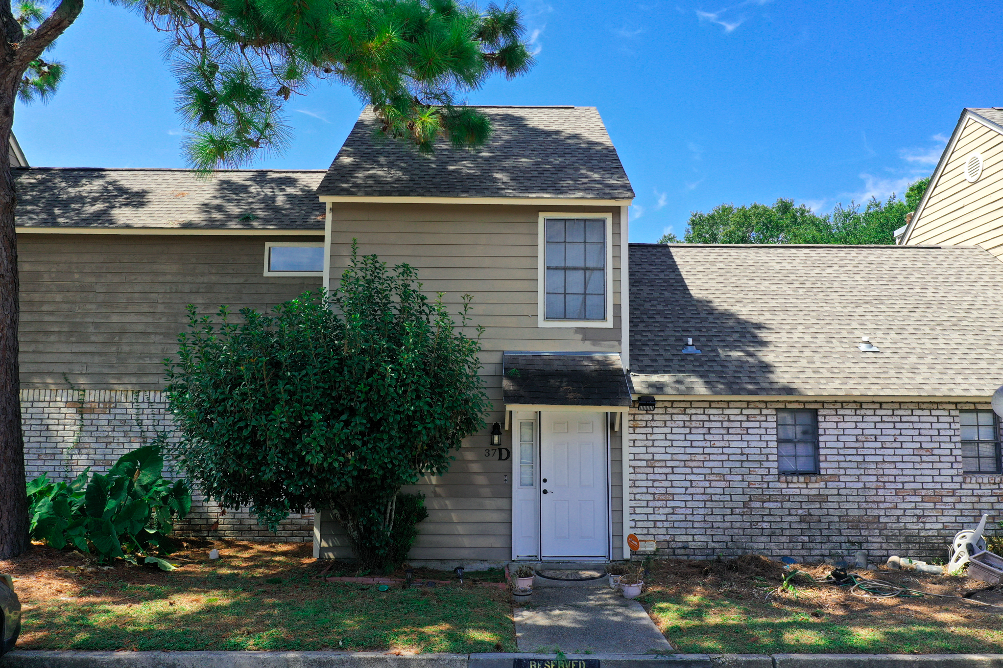 1500 West Esplanade Avenue - 37D