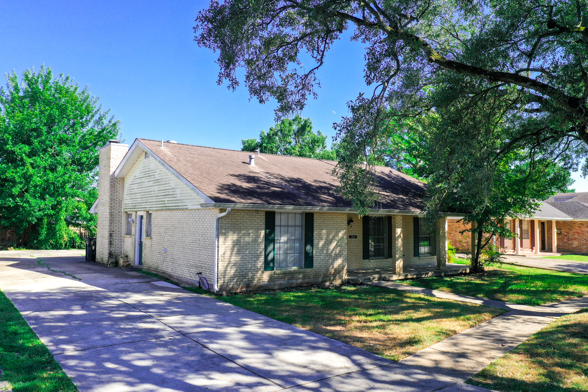 3534 Huntlee Drive