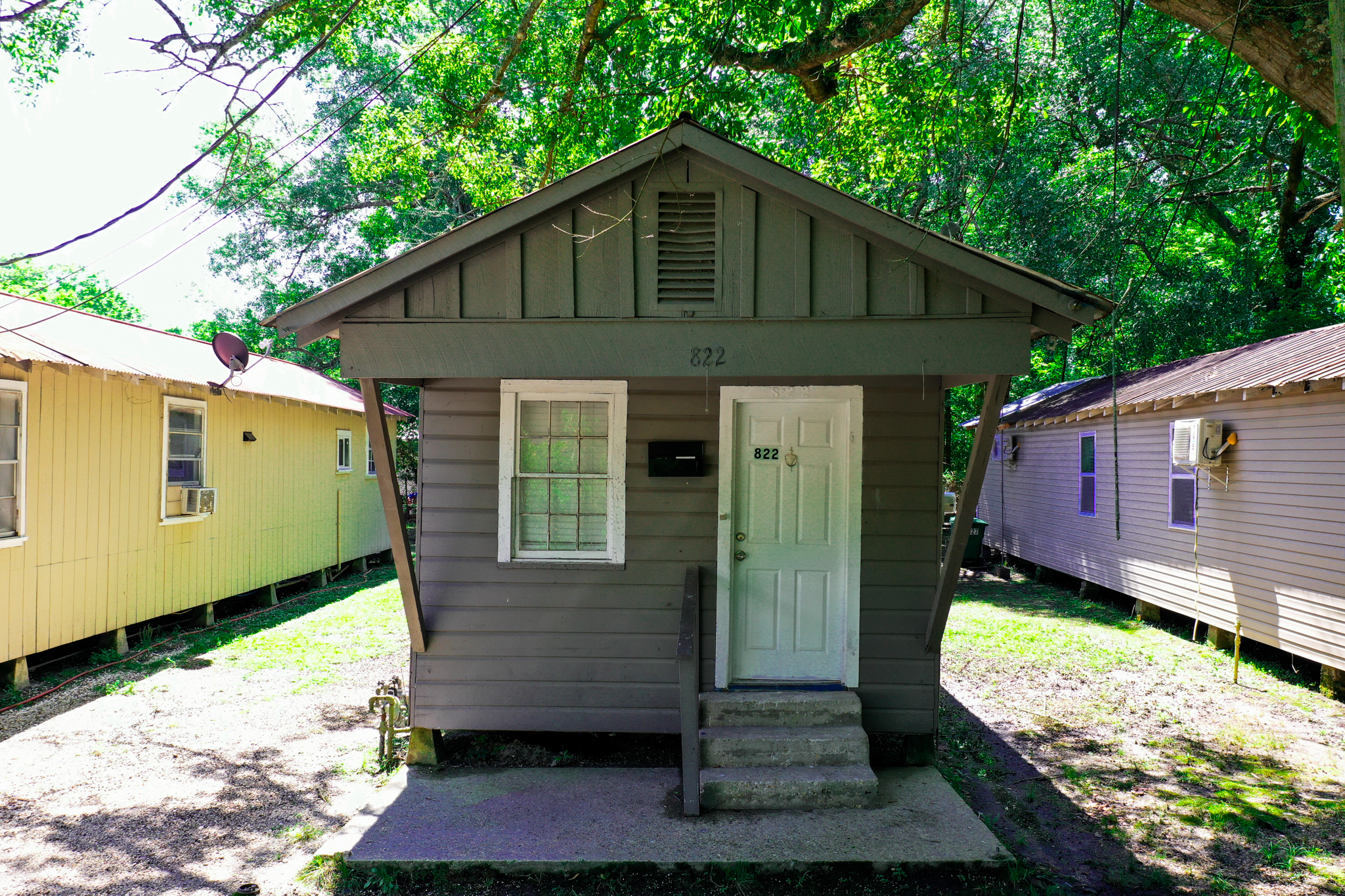 822 North Van Buren Street